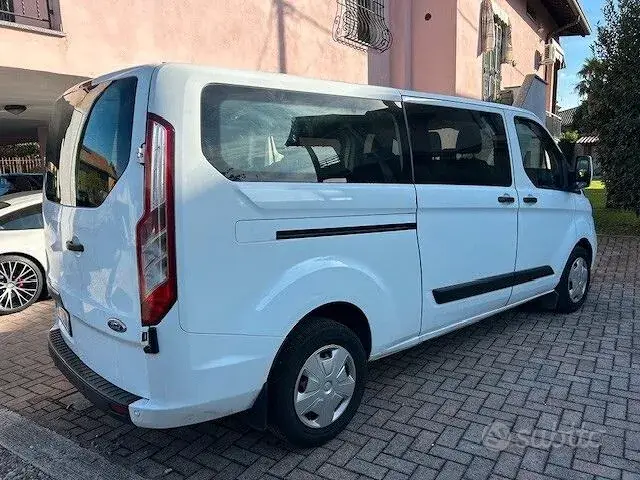 Ford Tourneo Custom 2022 photo 3