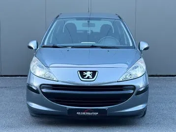 Peugeot 207 2010 photo 2