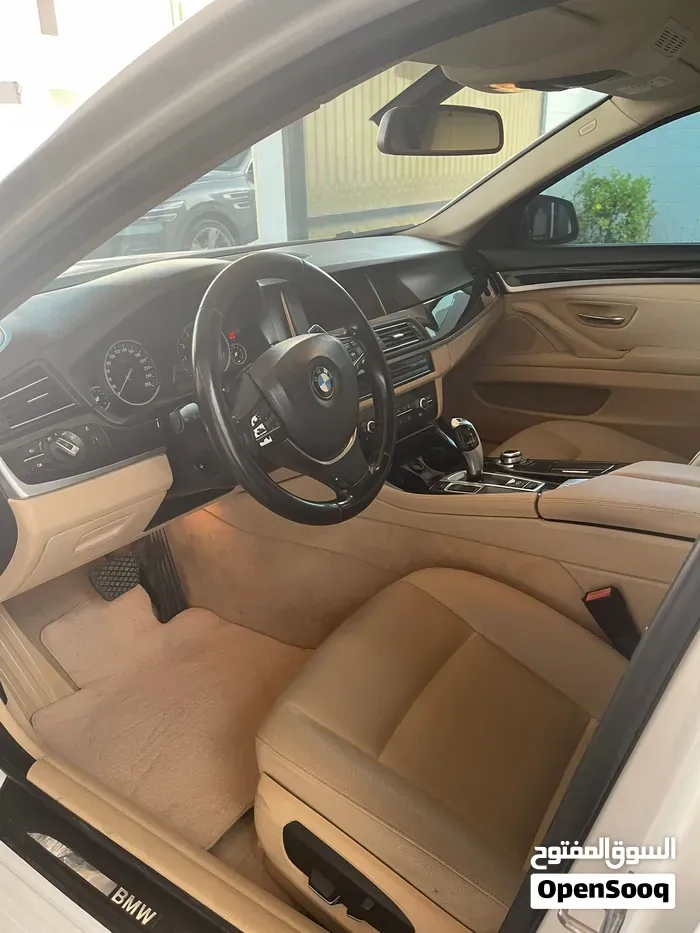 BMW 5 Series 2015 photo 2