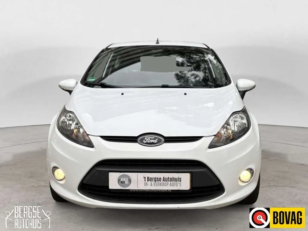 Ford Fiesta 2011 photo 5