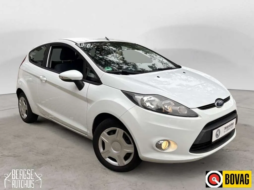 Ford Fiesta 2011 photo 4