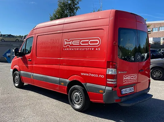 Mercedes-Benz Sprinter 2011 photo 2