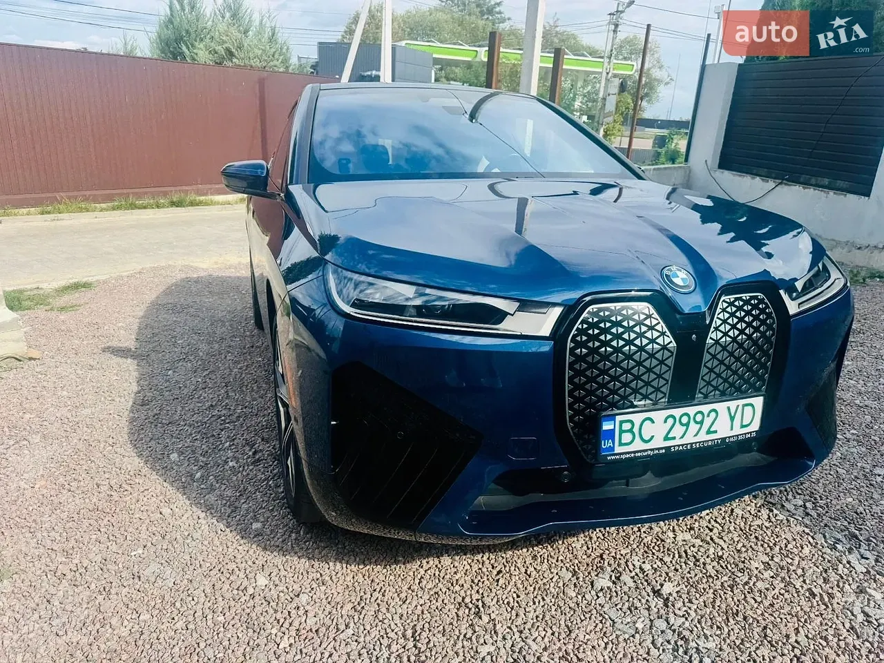 BMW Ix 2023 photo 2