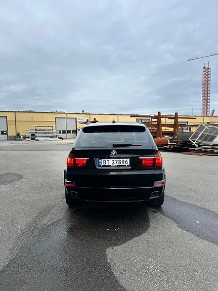 BMW X5 2011 photo 4