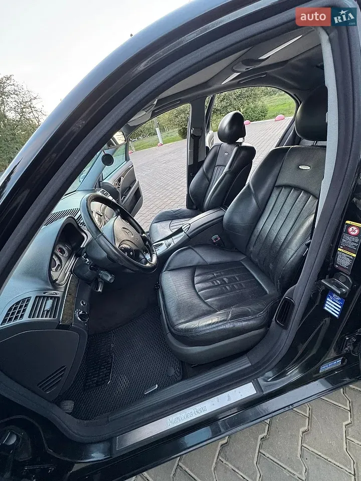 Mercedes-Benz E-Class 2003 photo 4