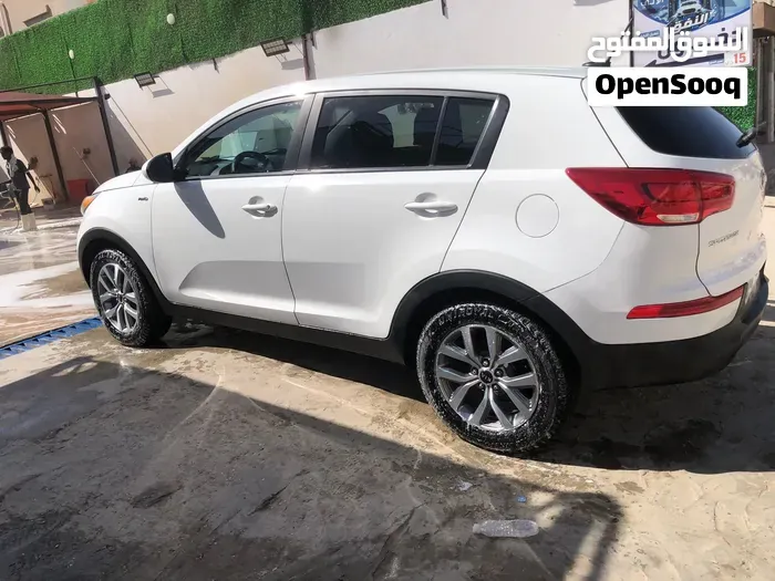 Kia Sportage 2016 photo 2