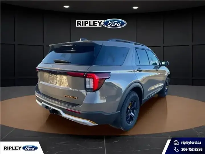 Ford Explorer 2027 photo 4
