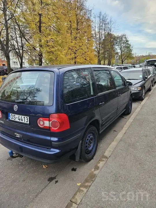 Volkswagen Sharan 2008 photo 2