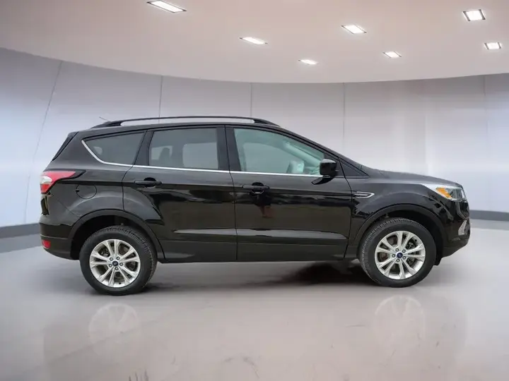 Ford Escape 2018 photo 4