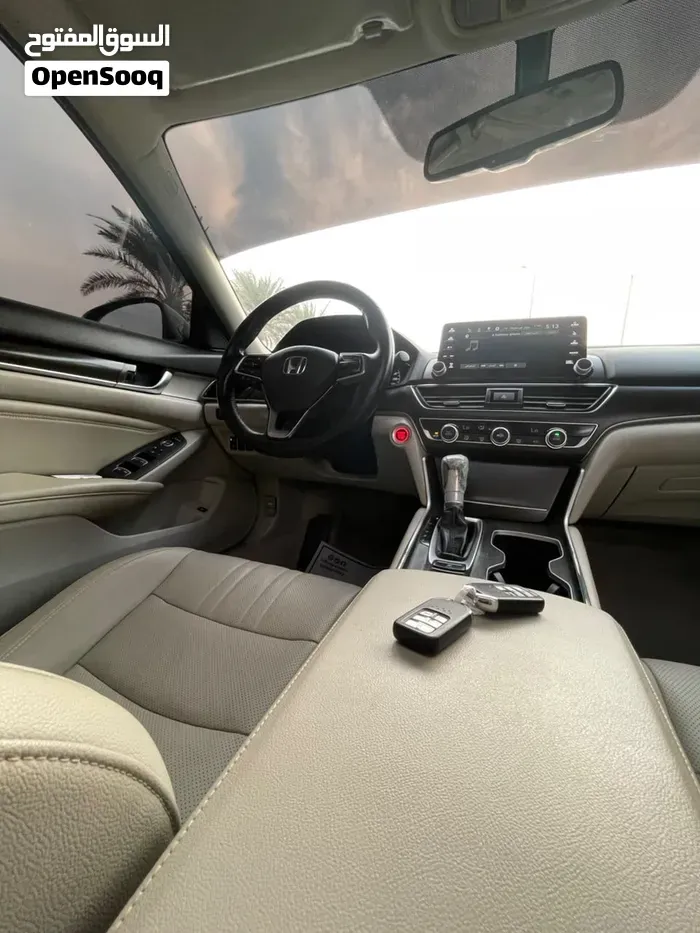 Honda Accord 2019 photo 2