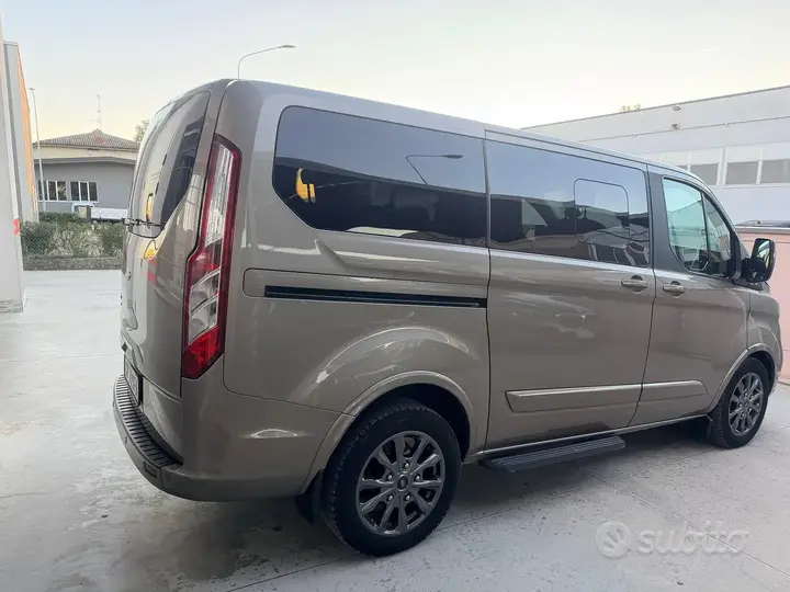 Ford Tourneo Custom 2023 photo 3
