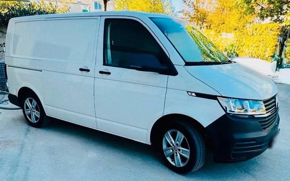 Volkswagen T6.1 Transporter