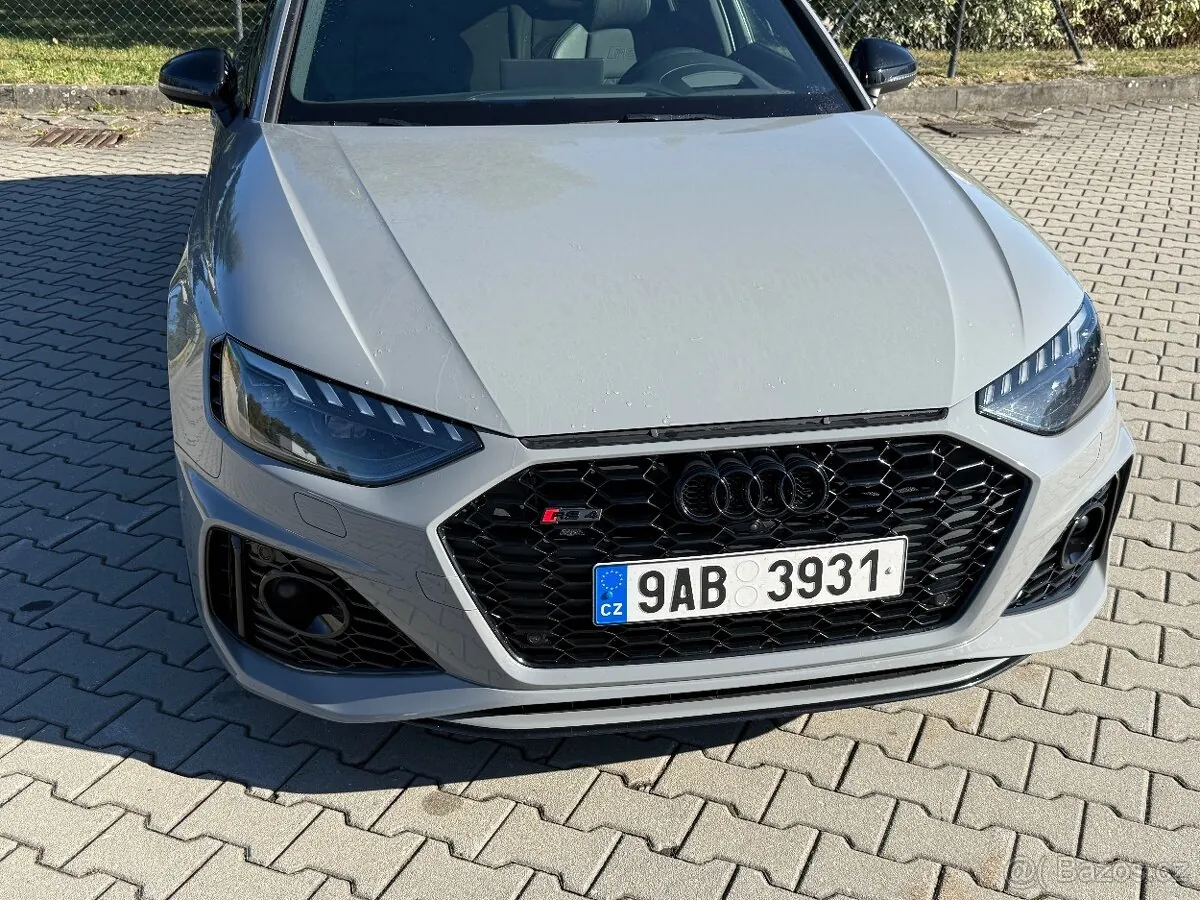 Audi Rs4 Avant 2022 photo 3