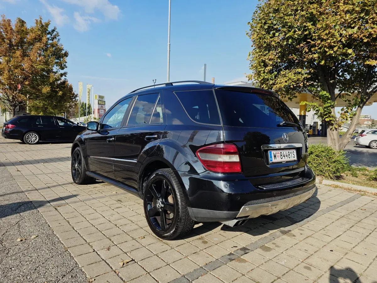Mercedes-Benz M-Class 2008 photo 3