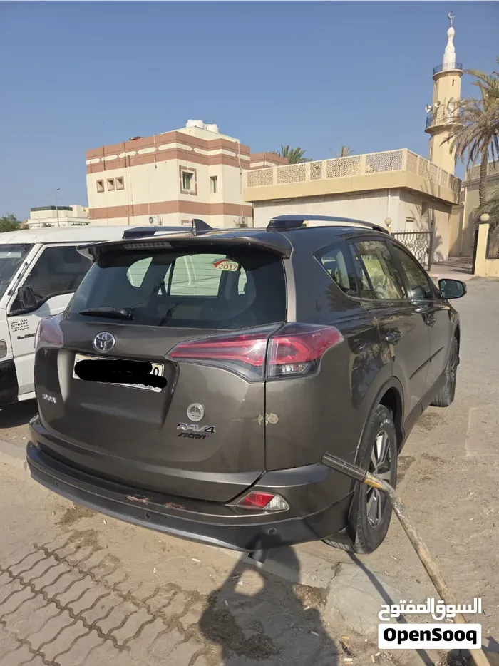 Toyota Rav 4 2017 photo 3