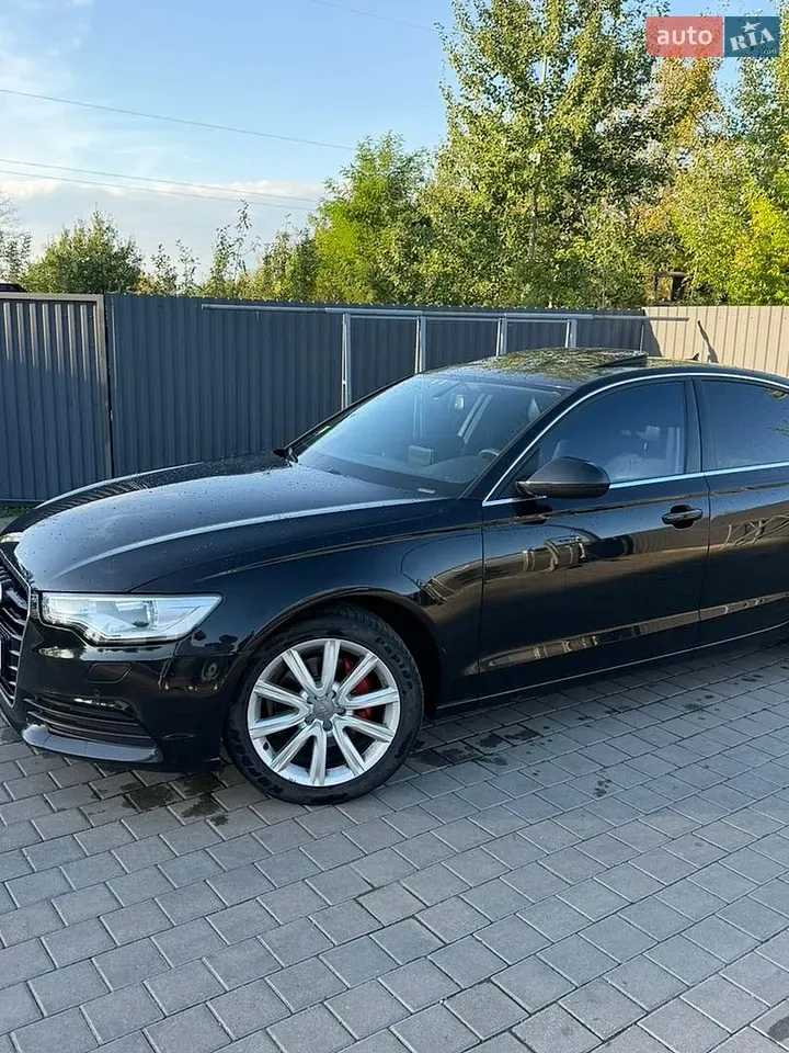 Audi A6 2012 photo 2