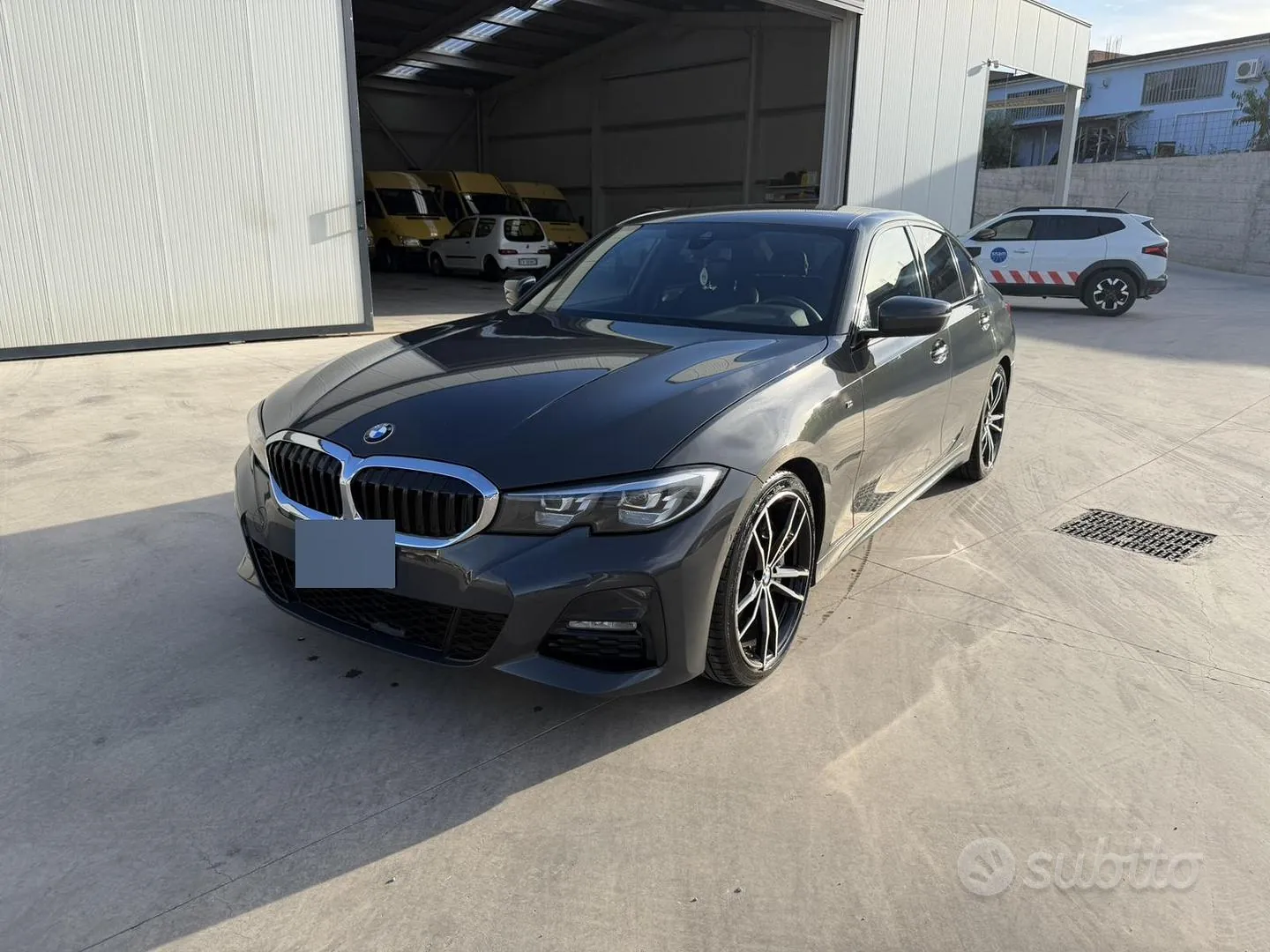 BMW 318 2020 photo 2