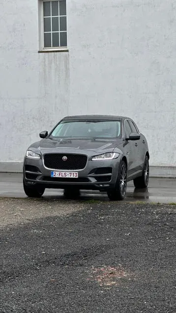 Jaguar F-Pace