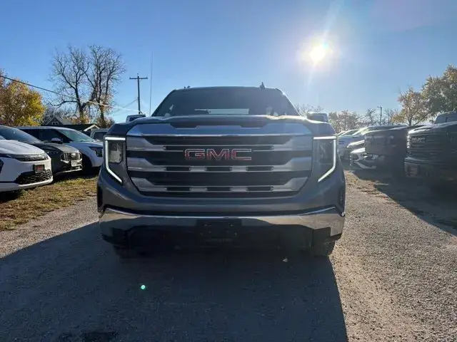 GMC Sierra 1500 2024 photo 3