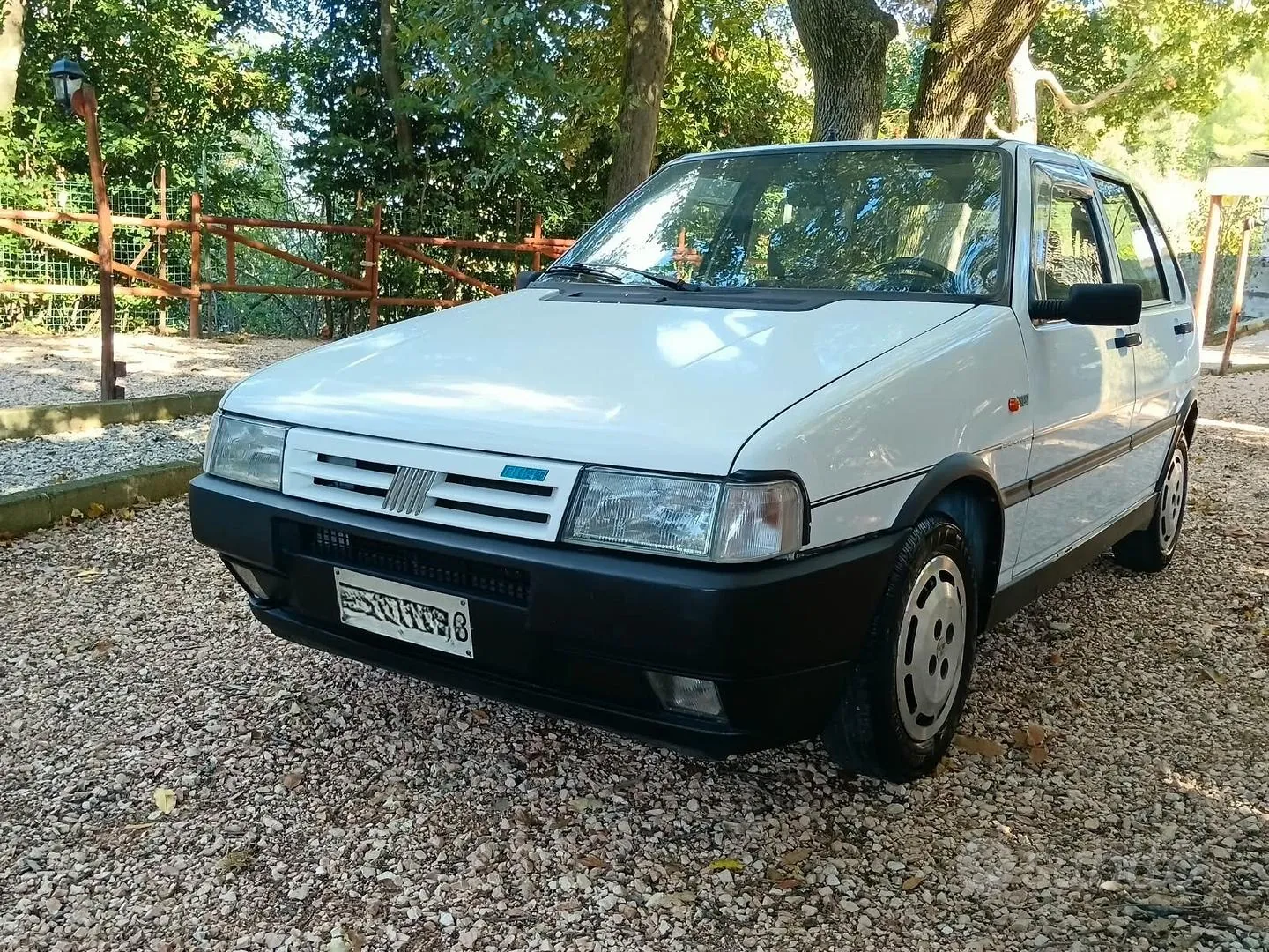 Fiat Uno 1991 photo 2