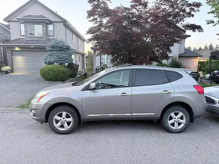 Nissan Rogue 2013 photo 2