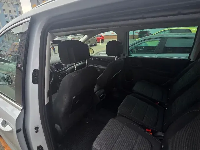 Seat Alhambra 2020 photo 4
