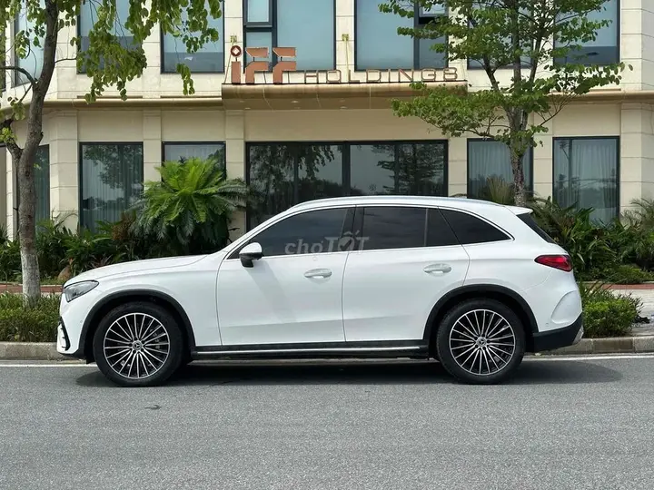 Mercedes-Benz Glc 2023 photo 3