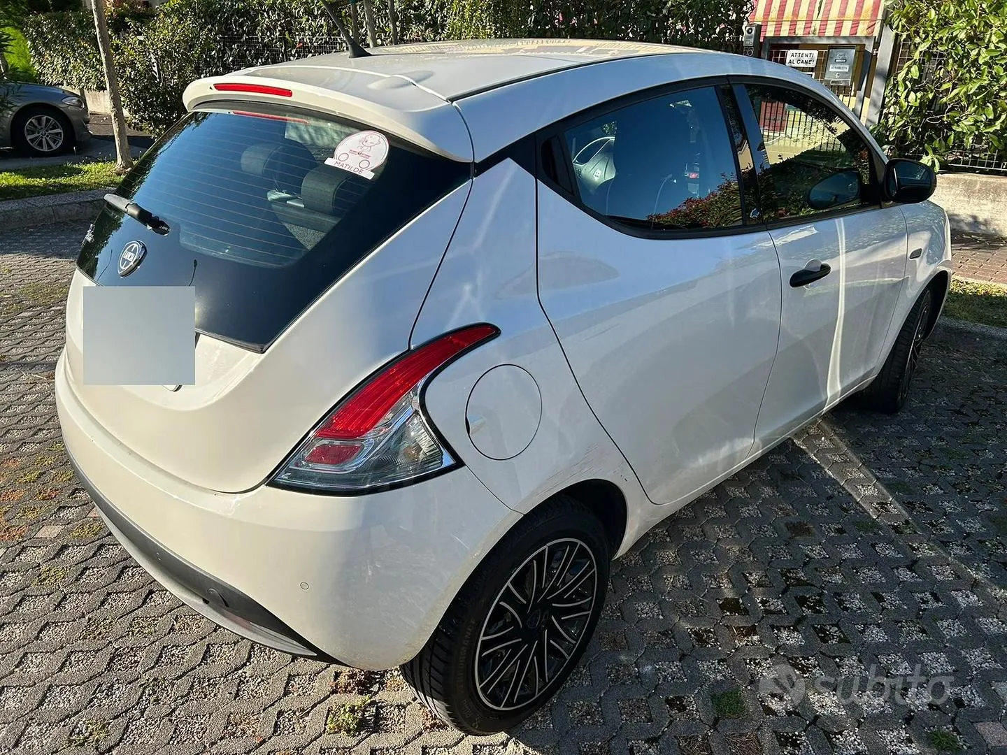 Lancia Ypsilon