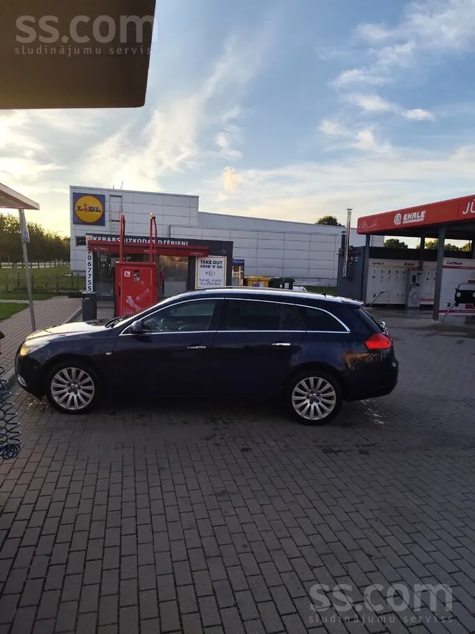 Opel Insignia 2011 photo 4