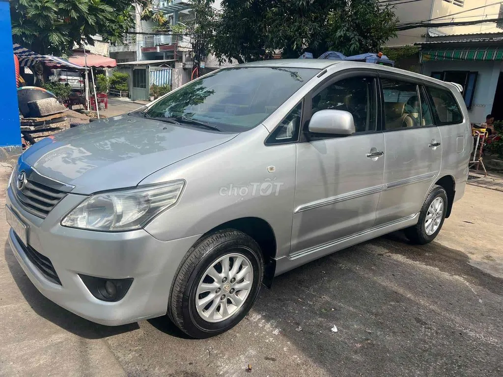 Toyota Innova 2014 photo 5