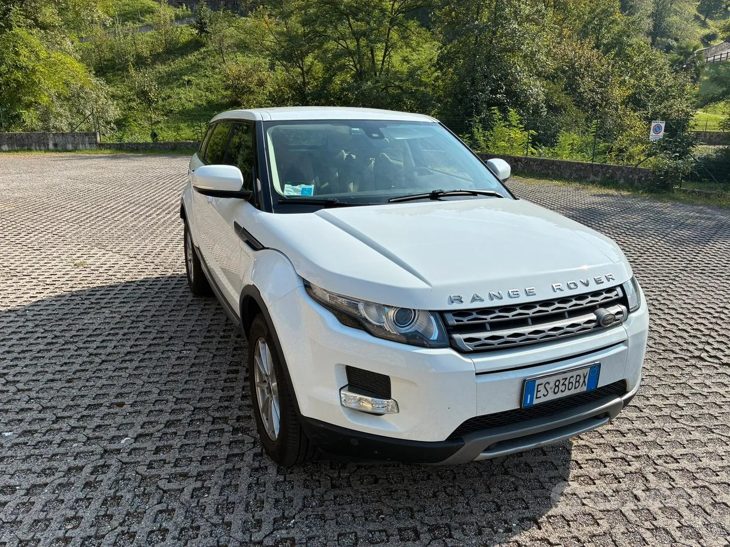 Land Rover Range Rover Evoque 2013 photo 2