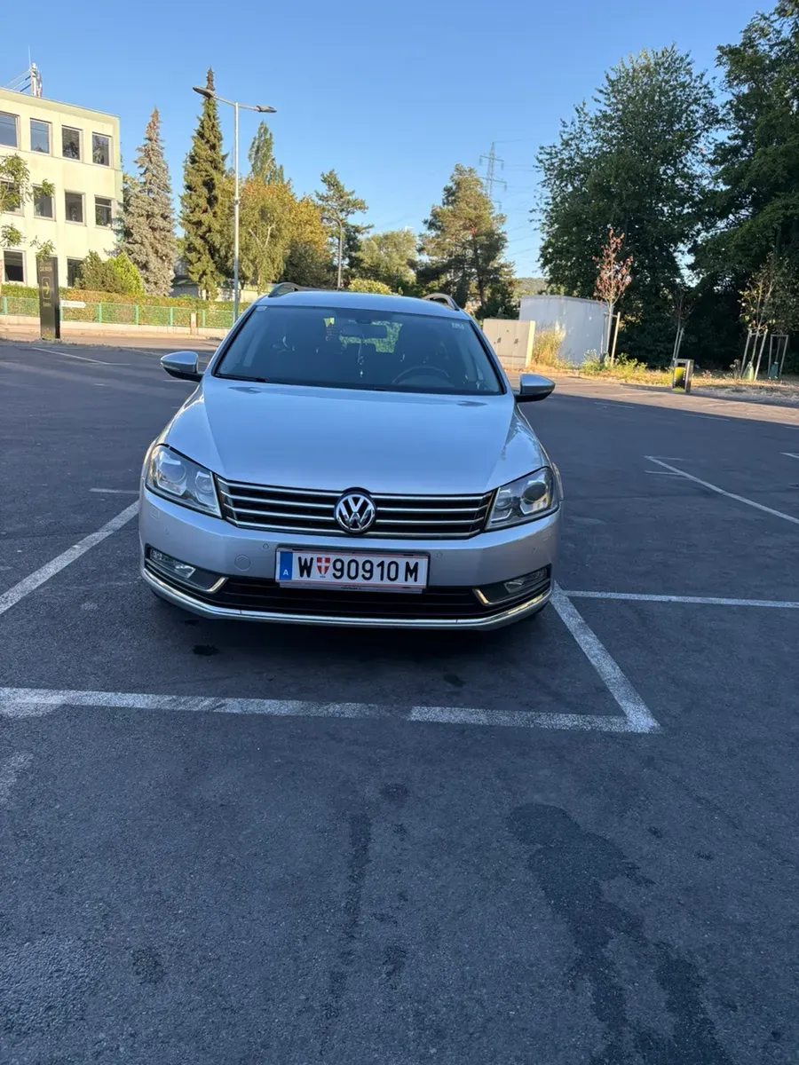 Volkswagen Passat 2014 photo 2