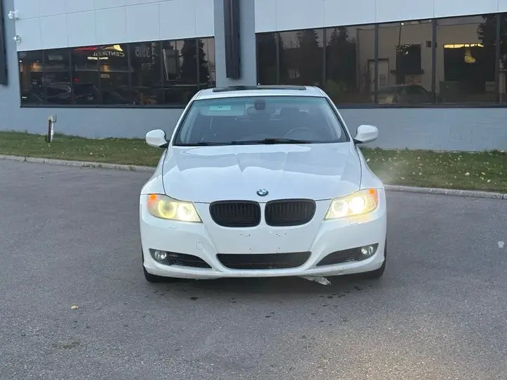 BMW 328I
