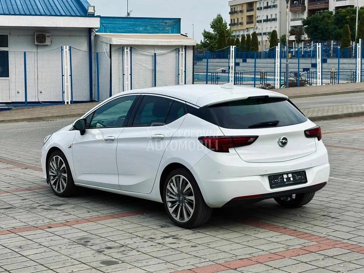 Opel Astra K 2015 photo 4