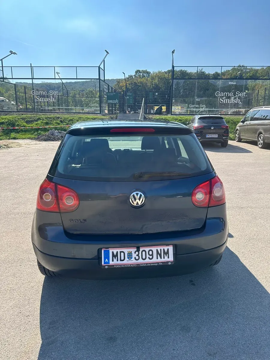 Volkswagen Golf 2005 photo 3