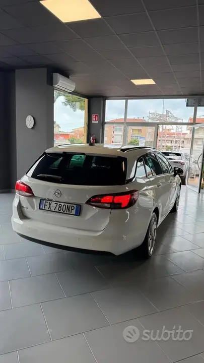 Opel Astra 2019 photo 3