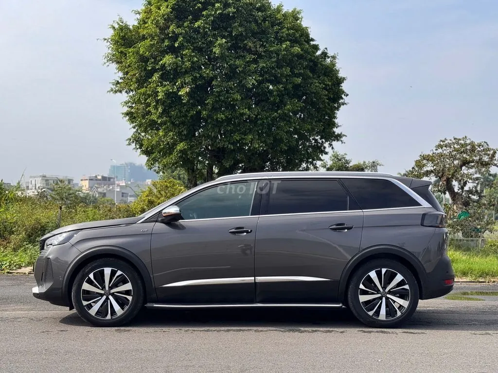 Peugeot 5008 photo 5