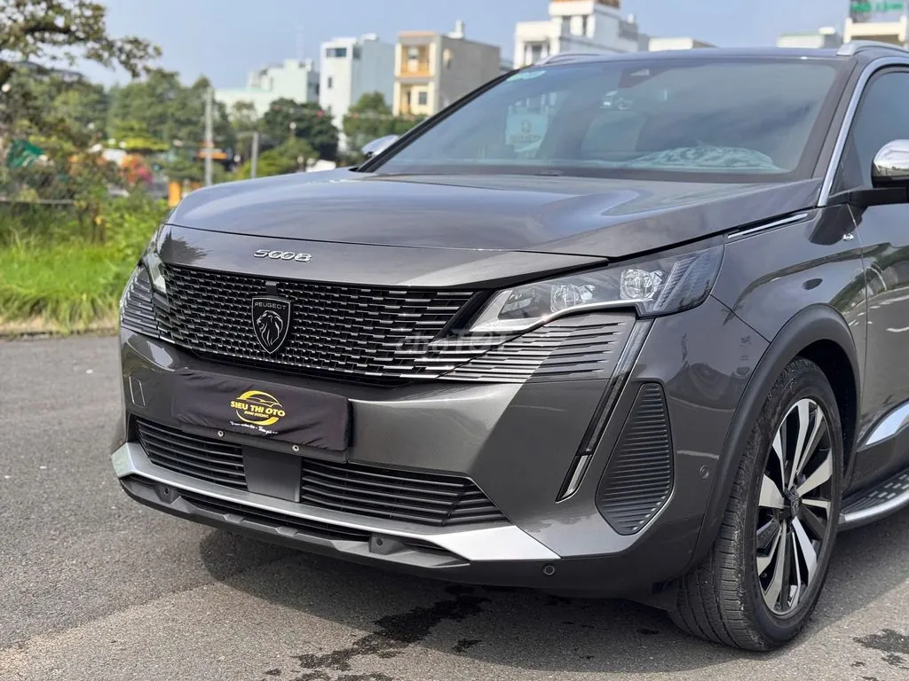 Peugeot 5008 photo 3
