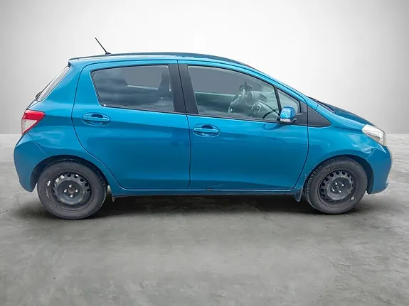Toyota Yaris 2014 photo 2