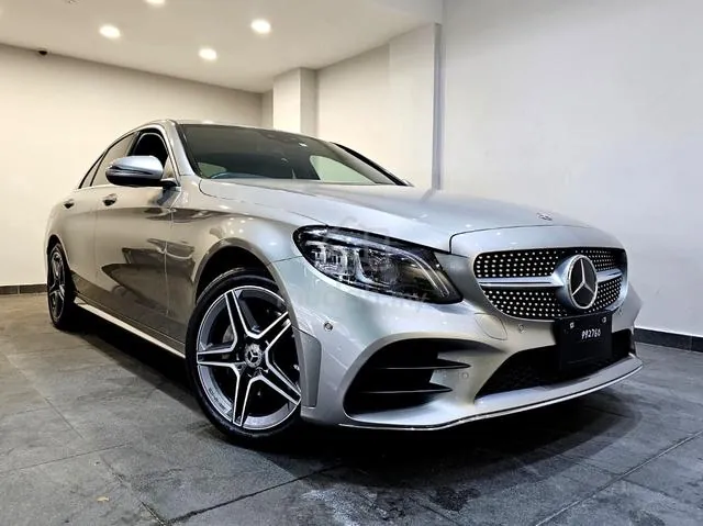 Mercedes-Benz C200