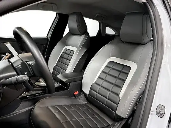 Citroen C4 2025 photo 4