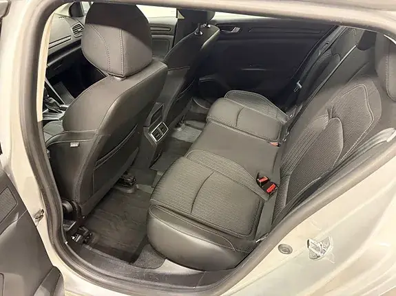 Renault Megane 2018 photo 5
