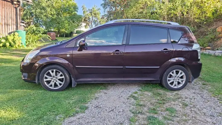 Toyota Corolla Verso 2008 photo 3
