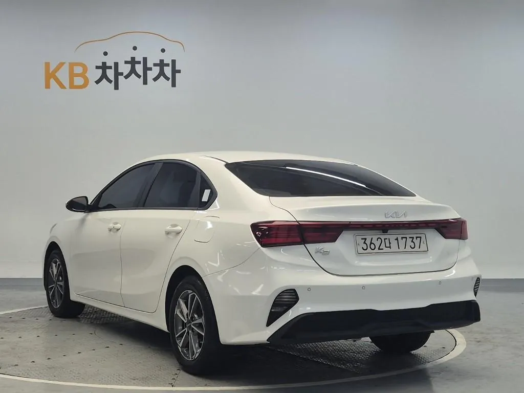 Kia K3 2022 photo 2