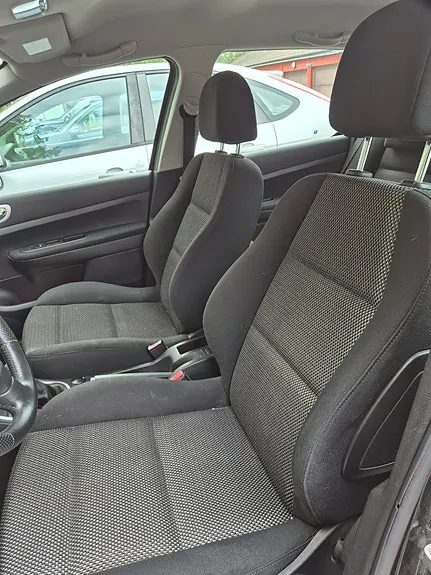 Peugeot 307 2008 photo 3