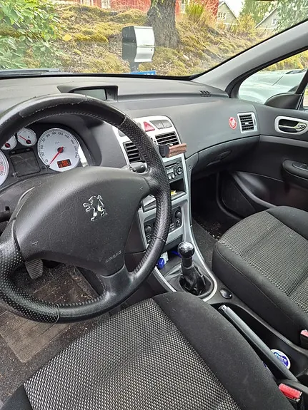 Peugeot 307 2008 photo 4