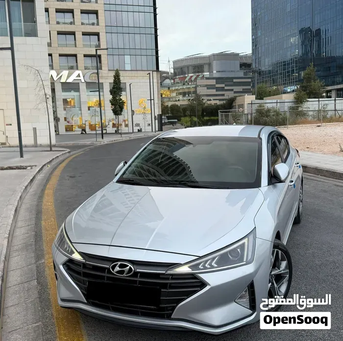 Hyundai Avante 2019 photo 3
