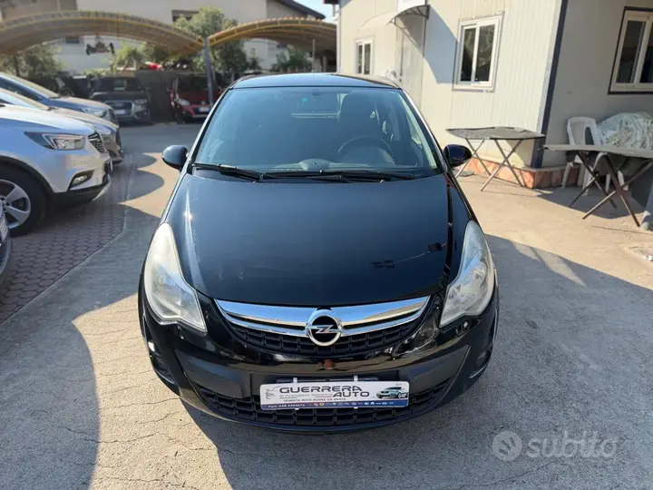 Opel Corsa 2011 photo 2