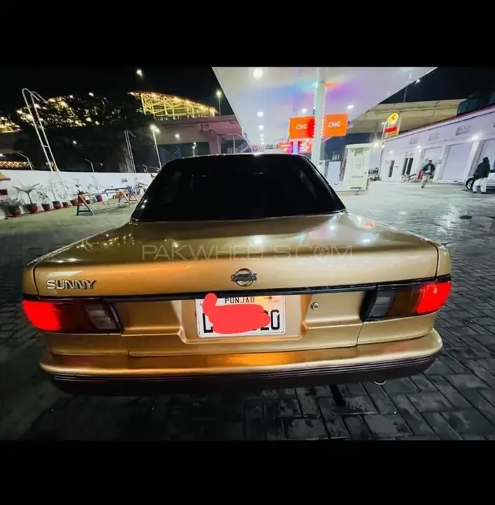 Nissan Sunny
