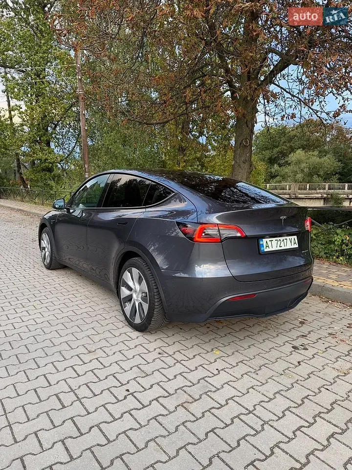 Tesla Model Y 2021 photo 3